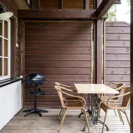 Tahkon Klubitie 2 B By Interhome